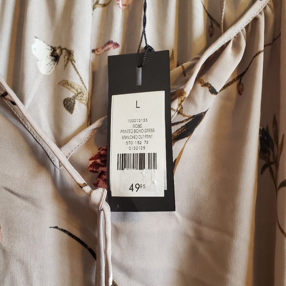 Woman's Tunic - Picture 2 of 2